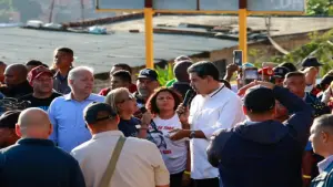 Venezolanos mantienen esperanza pese a presiones de EE.UU.