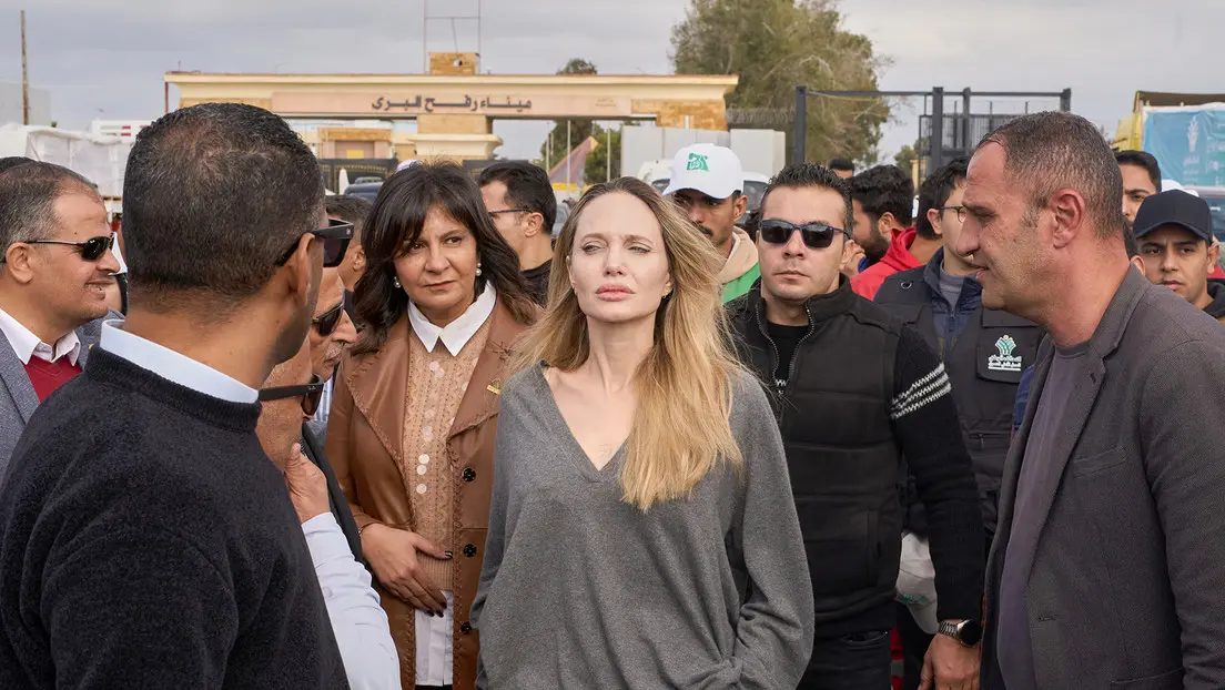 Angelina Jolie realiza visita humanitaria en paso fronterizo con Gaza