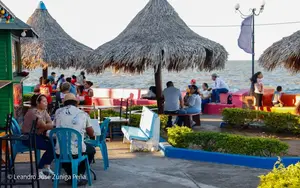 Familias nicaragüenses disfrutan de los domingos en el Puerto Salvador Allende