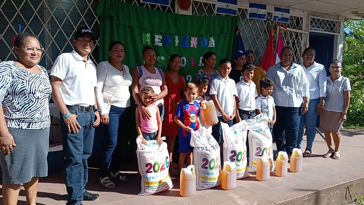 Bluefields recibe primera entrega de la Merienda Escolar para el Ciclo 2026