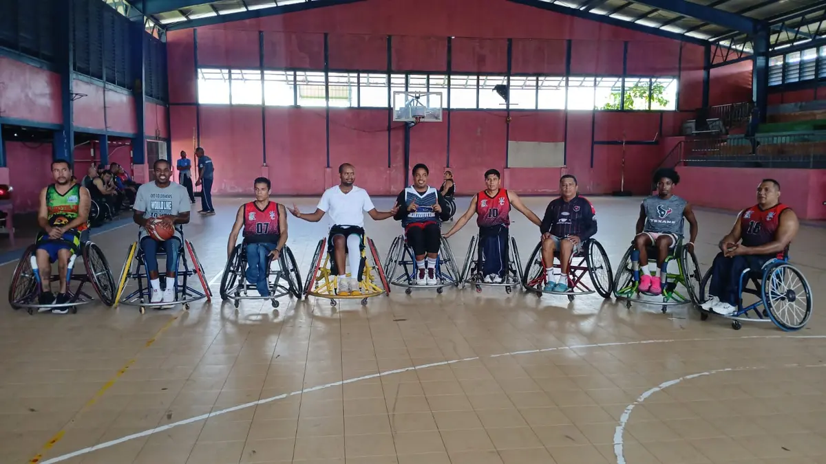 Encuentro deportivo resalta capacidades y talento de atletas en sillas de ruedas