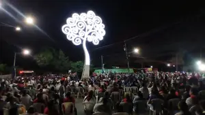 Árbol de la Vida en Diriamba simboliza salud, pureza y esperanza para las familias