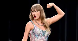 Taylor Swift consolida su legado musical con ingreso al Salón de la Fama