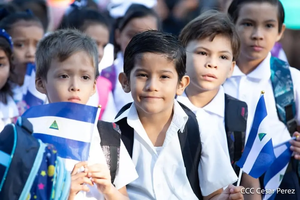 Más de 1.8 millones de protagonistas iniciarán clases con educación gratuita y de calidad