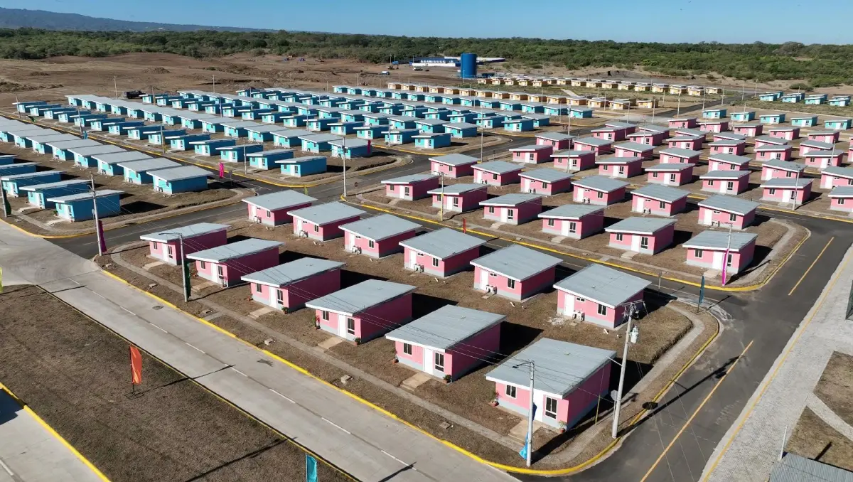 100 familias reciben su nuevo hogar en Urbanización Nuevas Victorias