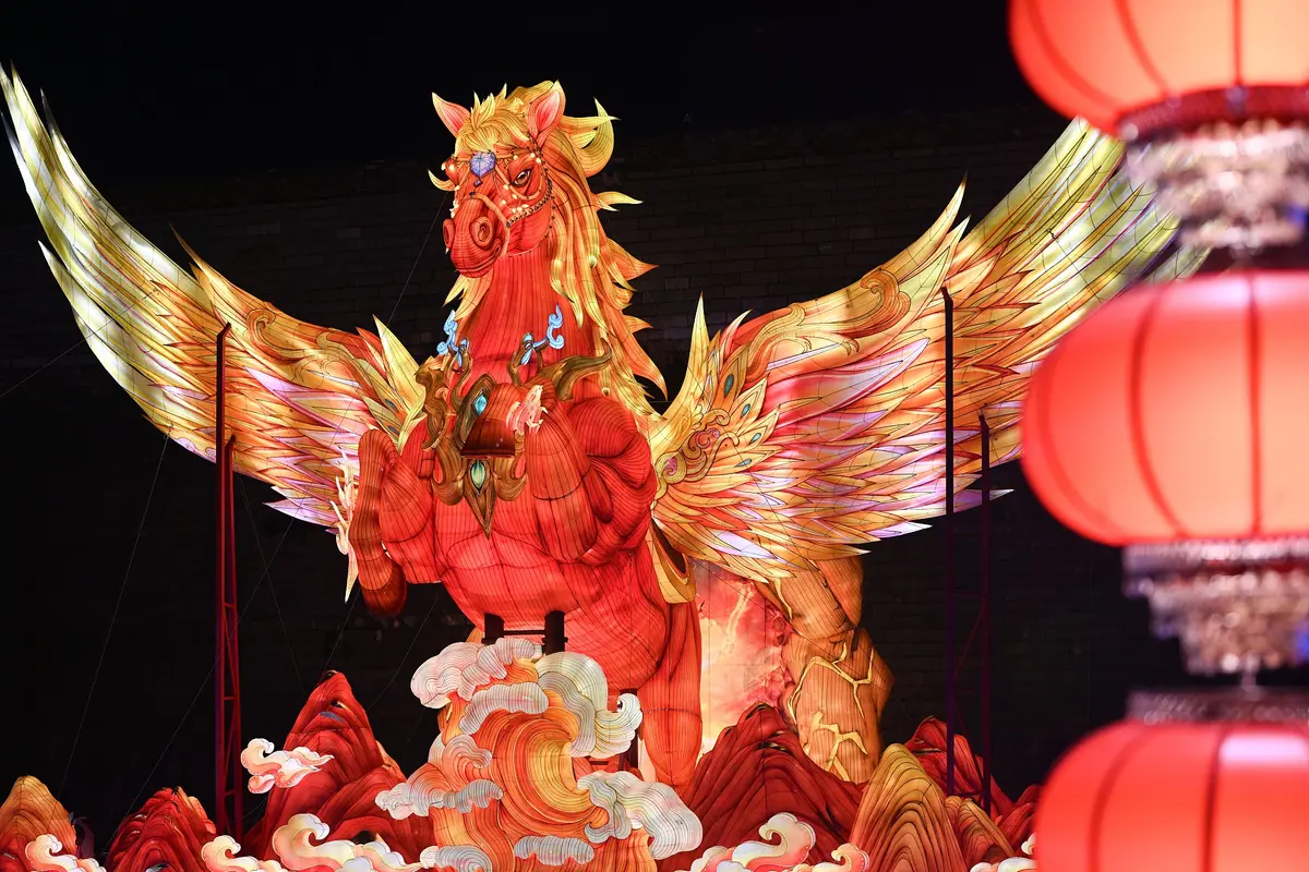 China dio la bienvenida al Año del Caballo de Fuego con la tradicional Fiesta de la Primavera