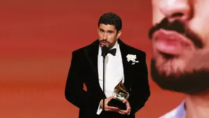 “Fuera ICE”: el mensaje de Bad Bunny que marcó los Grammys