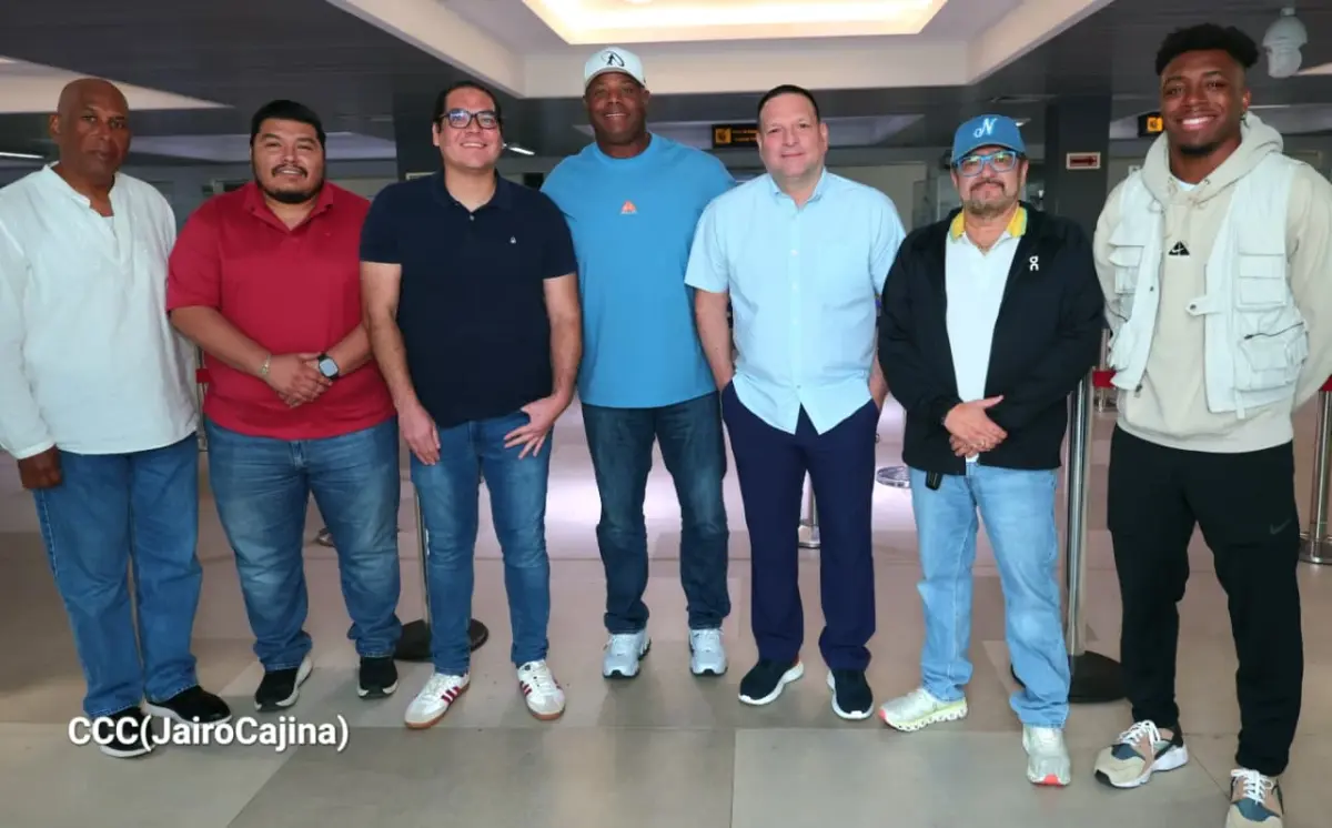 Ken Griffey Jr. llega a Nicaragua para impartir clínicas de béisbol a niños y jóvenes