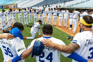 Leones de León esperan su destino en la Serie de las Américas
