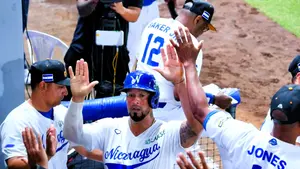 Duelo intenso deja empate 2-2 entre Nicaragua y Cuba