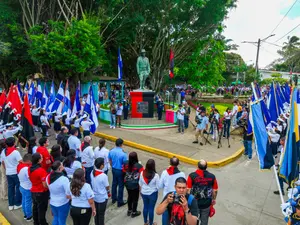 Niquinohomo honra a Sandino con ofrendas florales en su 92 aniversario