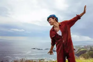 Harry Styles revela desafíos como solista tras One Direction