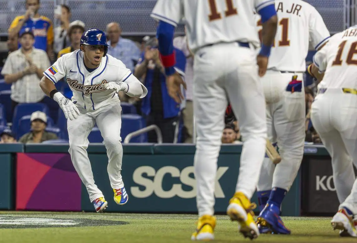 Sanoja y el pitcheo guían triunfo de Venezuela en el Clásico