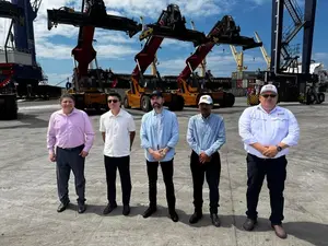 Corinto avanza en eficiencia logística con nuevos equipos portuarios