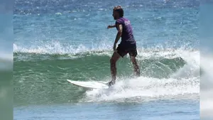 Playa El Remanso se posiciona como destino clave para el surf en Semana Santa