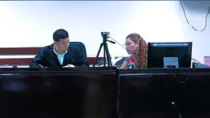 Capturan a dos presuntos delincuentes por intimidación con cuchillo