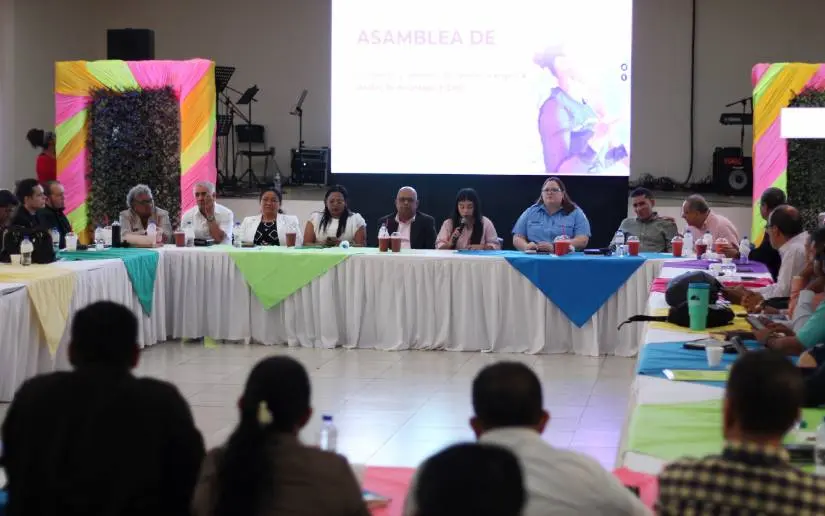 Oración y compromiso marcan la onceava asamblea de la Federación de Iglesias Evangélicas