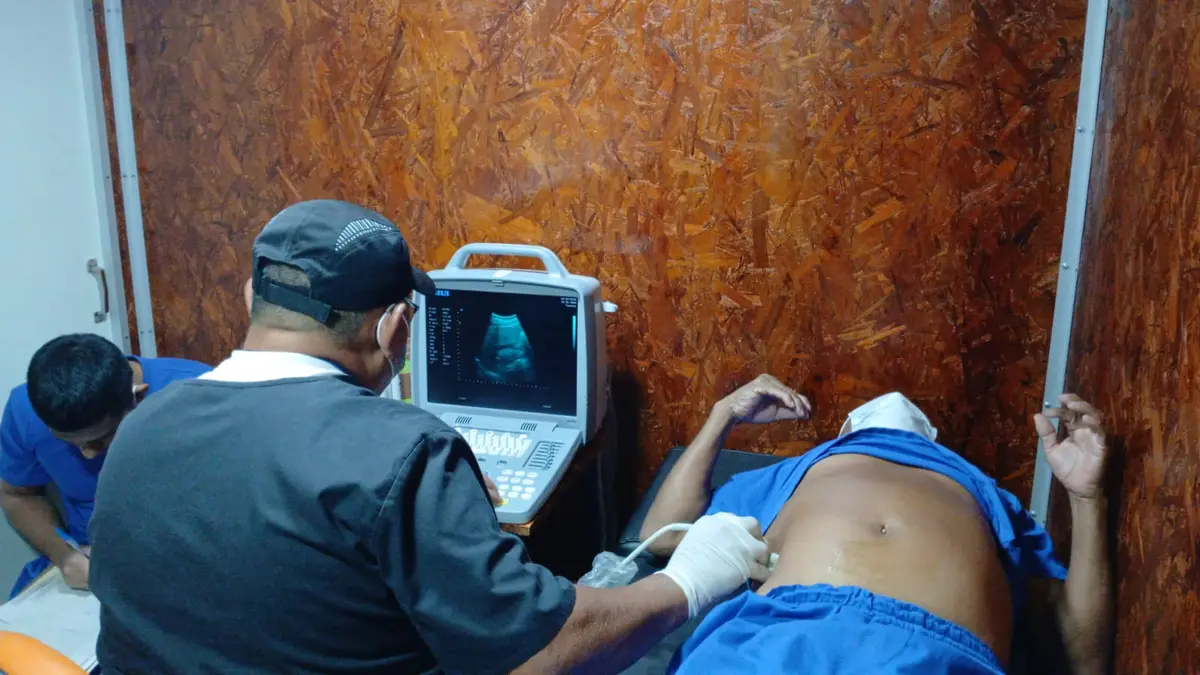 Privados de libertad reciben atención integral durante feria de salud