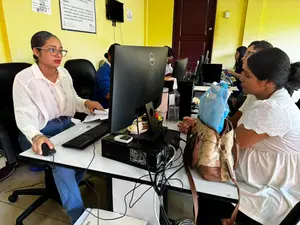 Jóvenes de Chinandega avanzan en proceso de becas universitarias