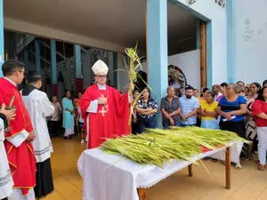 Bluefields reúne a sus familias en el Domingo de Ramos y la bendición de palmas