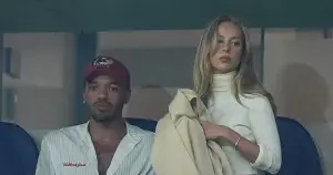 Ester Expósito aparece en el Bernabéu y enciende rumores con Mbappé