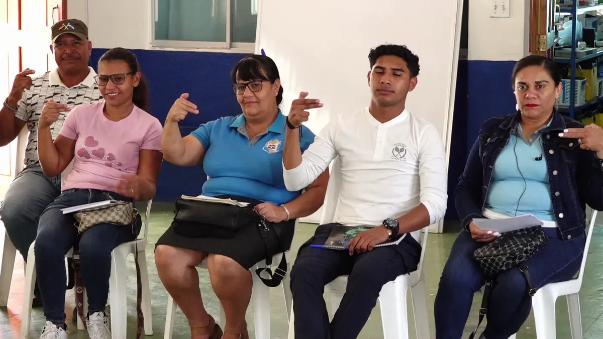 Estelí: fortalecen atención inclusiva con curso de lengua de señas