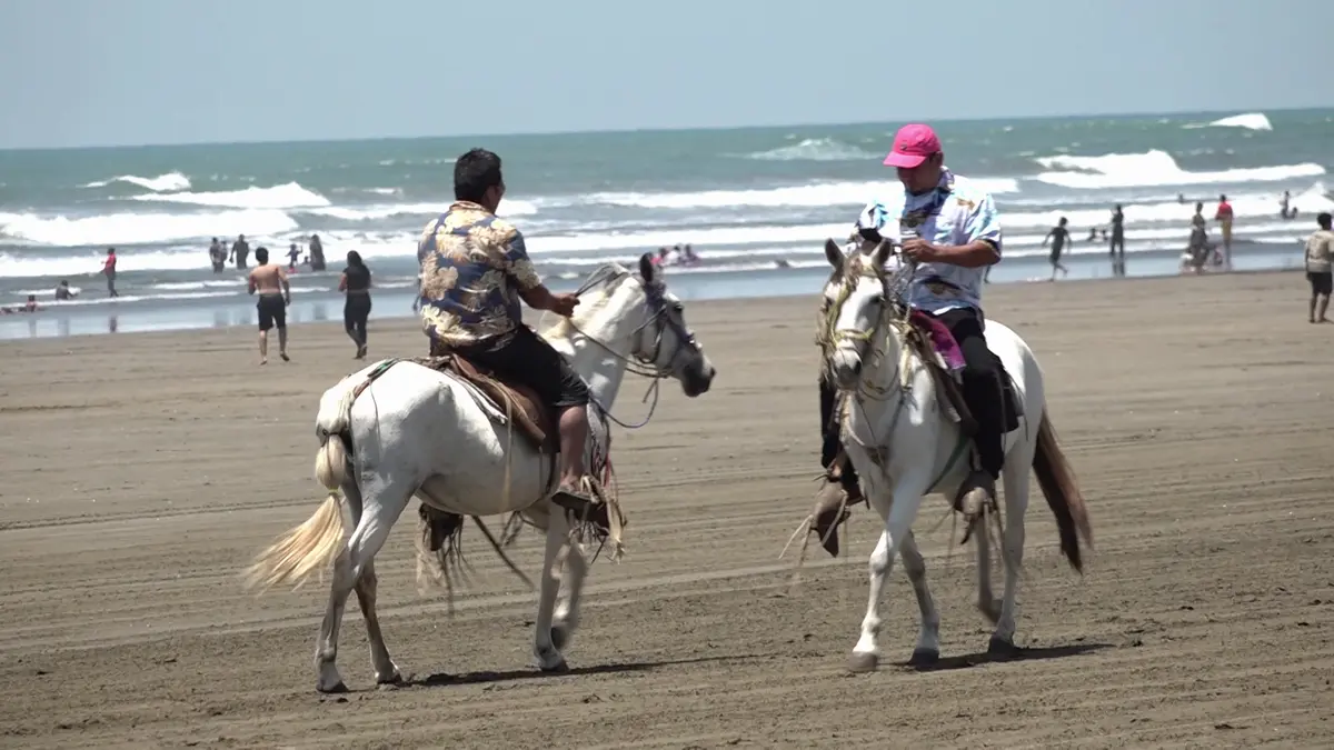 Ambiente familiar se vivió este fin de semana en las playas de Pochomil y Masachapa