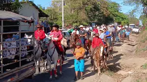 Diriamba vivió el cierre de las fiestas de San Gregorio con desfile hípico