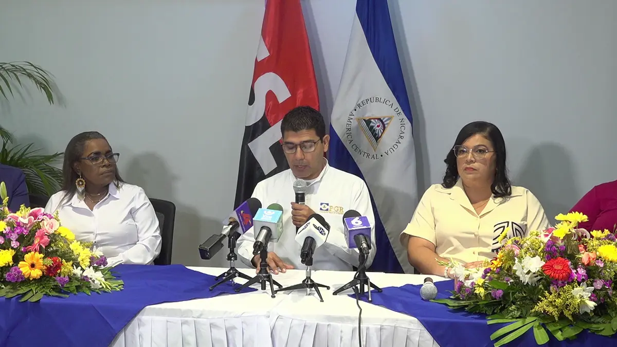 Servidores públicos municipales cubiertos por la ley de servicio civil
