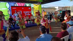 Carazo otorga reconocimientos a baluartes culturales