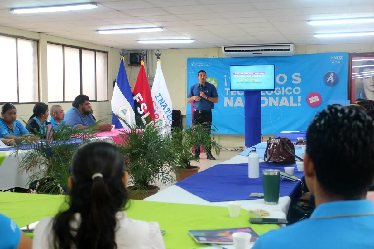 Carazo fortalece la calidad educativa con intercambios didácticos
