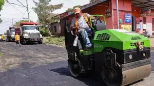 Autoridades supervisan el avance de 8 cuadras nuevas en el anexo Villa Libertad
