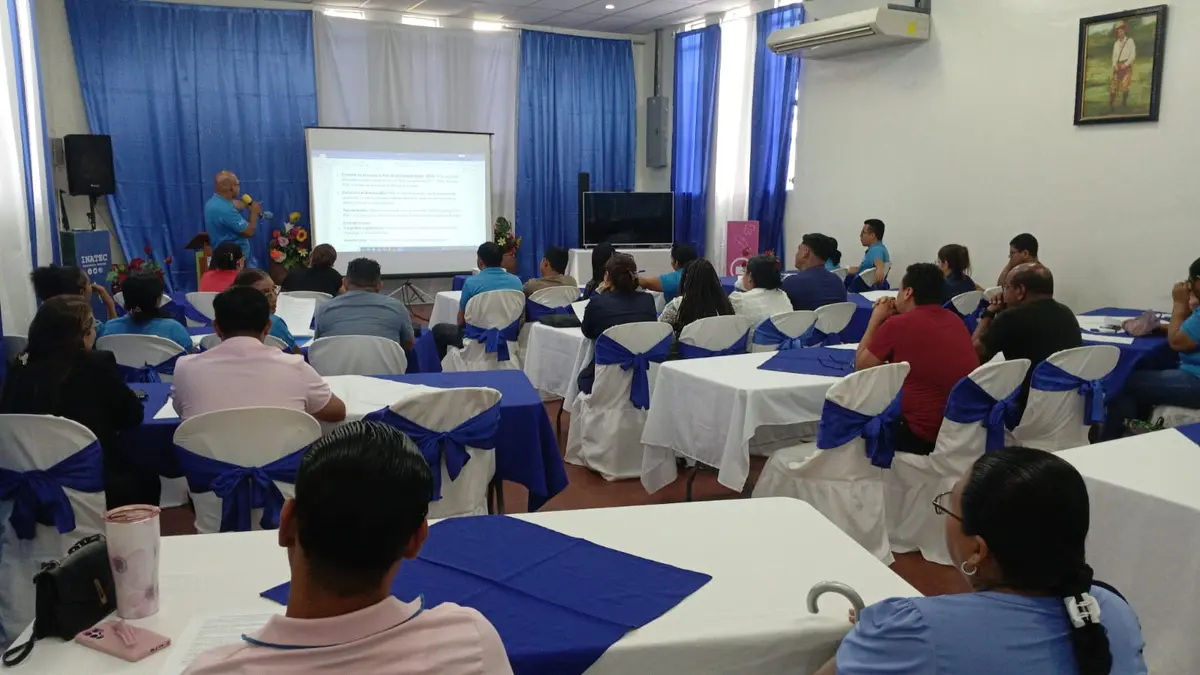 Bluefields fortalece la calidad educativa con intercambio pedagógico