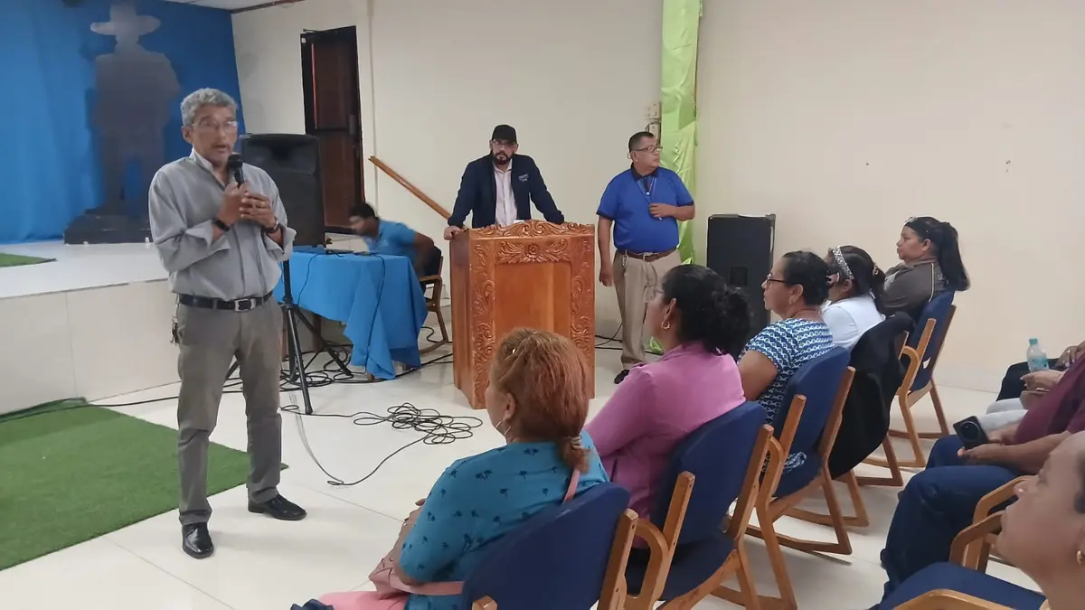 INATEC fortalece vínculo entre padres y docentes en Granada