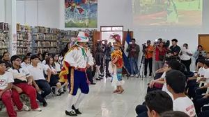 Managua: pasarela de trajes típicos en conmemoración del día internacional de la danza