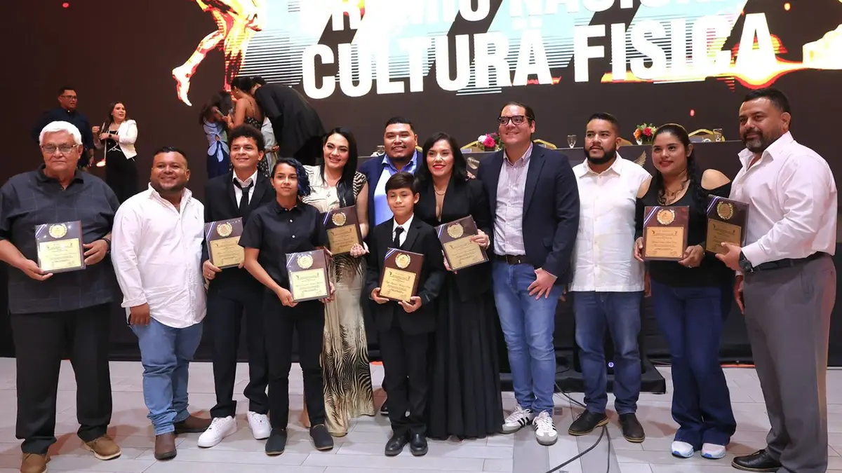 Nicaragua premia a sus mejores atletas y promotores del deporte