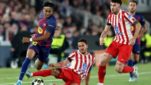 Barcelona no resiste con uno menos y cede ante el Atlético