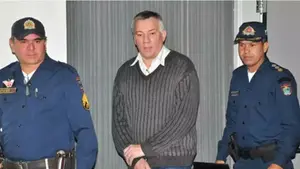El “Pablo Escobar brasileño” desata disputa internacional: cuatro países buscan juzgarlo