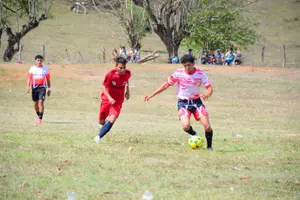 Inauguran con desfile el Séptimo Torneo Microregional de Fútbol en Wiwilí