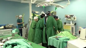 Realizan cirugías correctivas de escoliosis en el hospital Fernando Vélez Paiz