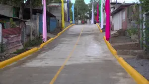 Entregan más calles para el pueblo en el barrio La Esperanza