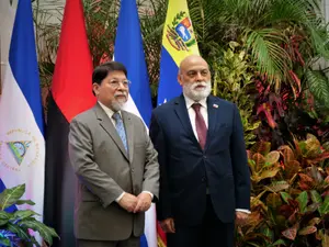 Presentan credenciales nuevo embajador de Venezuela en Nicaragua