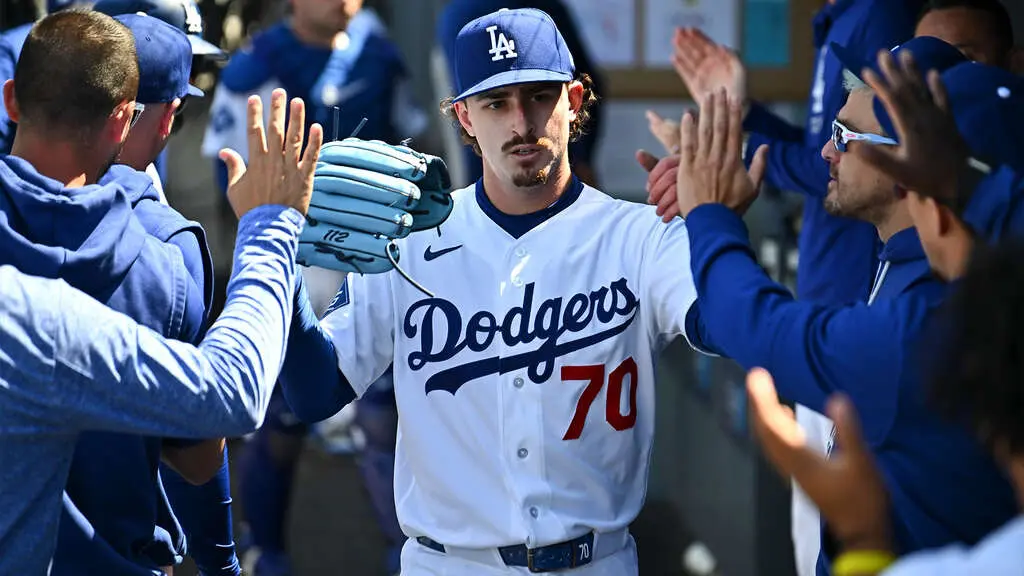 Dodgers enfrentan a Cardenales en choque clave por la cima