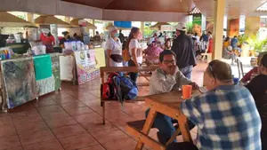 Familias disfrutan de los espacios de recreación en el corazón de Managua