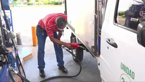 Precios de los combustibles y sus derivados se mantienen congelados