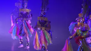 Ballet folklórico nicaragüense rinde homenaje a las madres
