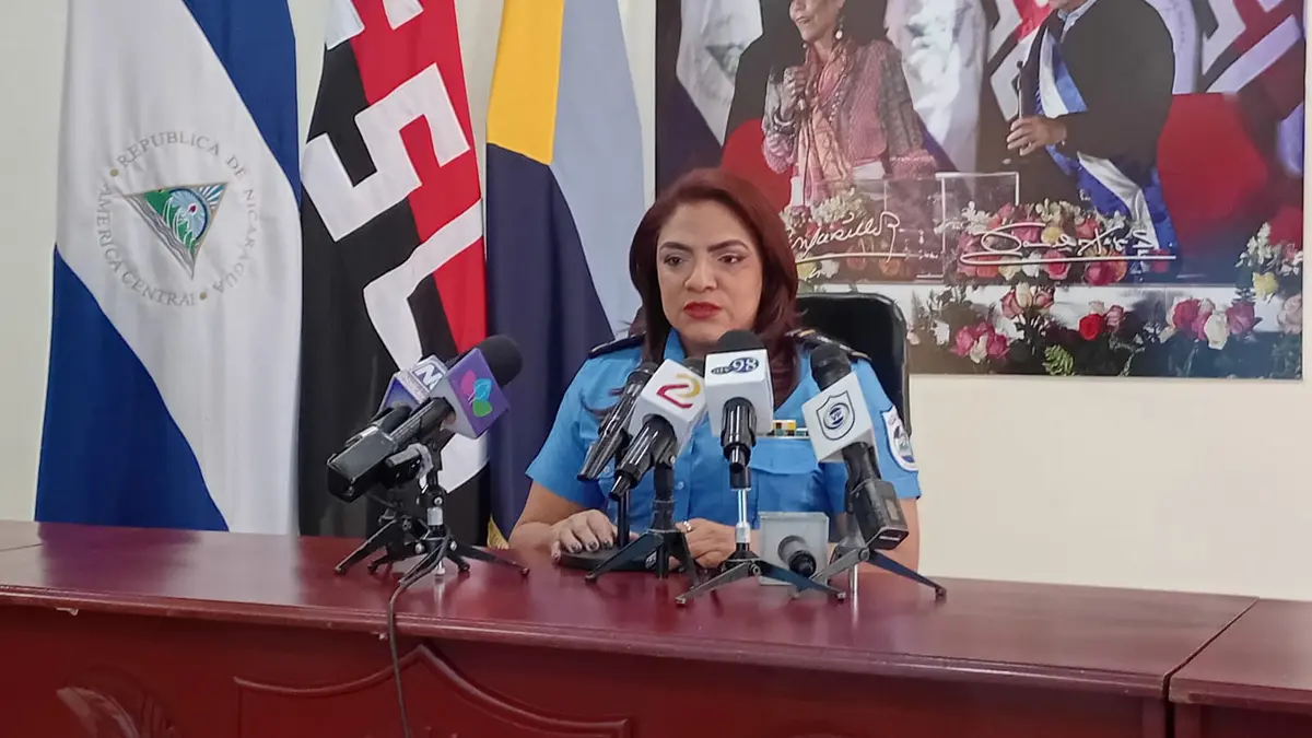 Policía Nacional decomisa estupefacientes y detiene a sujetos