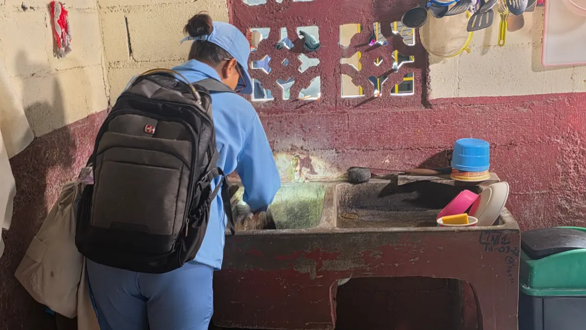 Más de 600 viviendas fumigadas en el barrio Juan Emilio Menocal