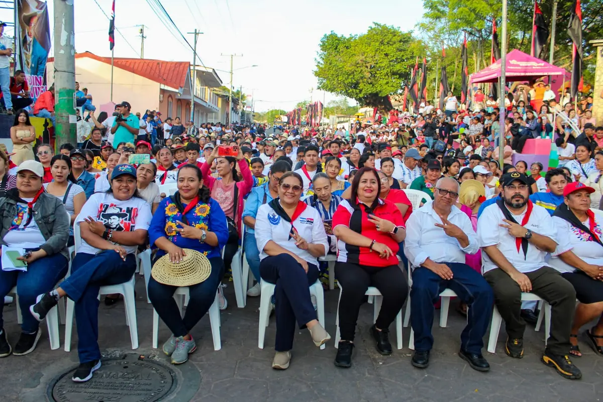 Niquinohomo vive noche cultural en honor al General Sandino