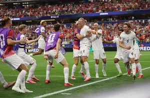 Noruega vence 2-1 a Costa de Marfil con un gol decisivo de Erling Haaland